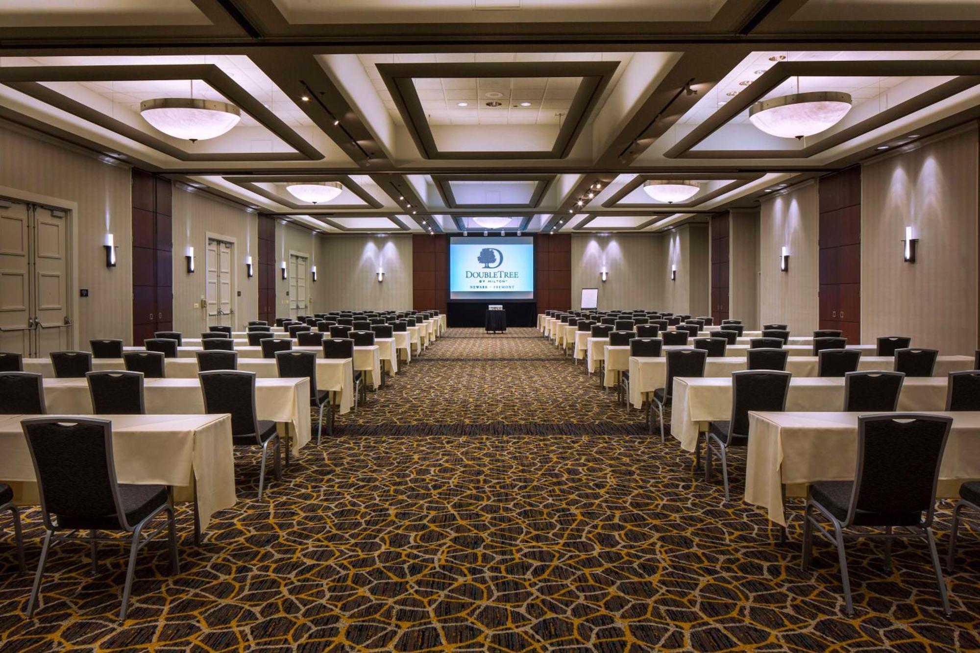 Doubletree By Hilton Newark-Fremont Hotell Eksteriør bilde